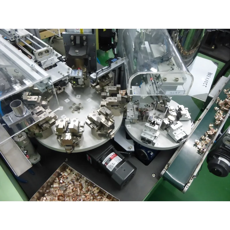 Turntable Automatic Assembling Equipment in operation